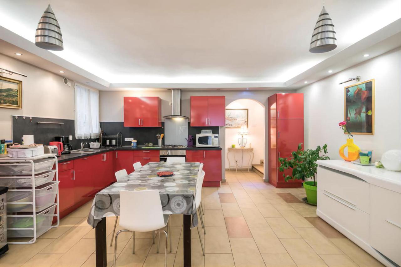 Appartement Independant En Maison A 15 Min De Lyon Saint-Symphorien-dʼOzon Kültér fotó